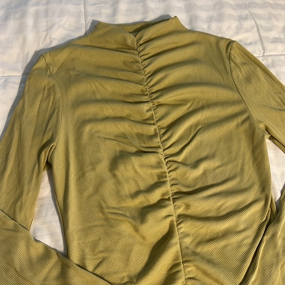 Vestique Ruched Mock Neck Long Sleeve Top - Picture 5 of 7